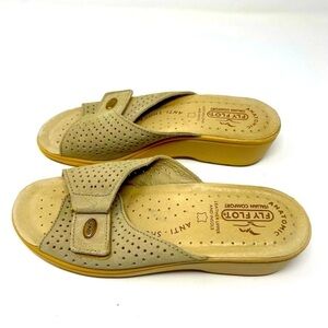 Fly Flot Leather Wedge Sandals | Italian Comfort | Size 37